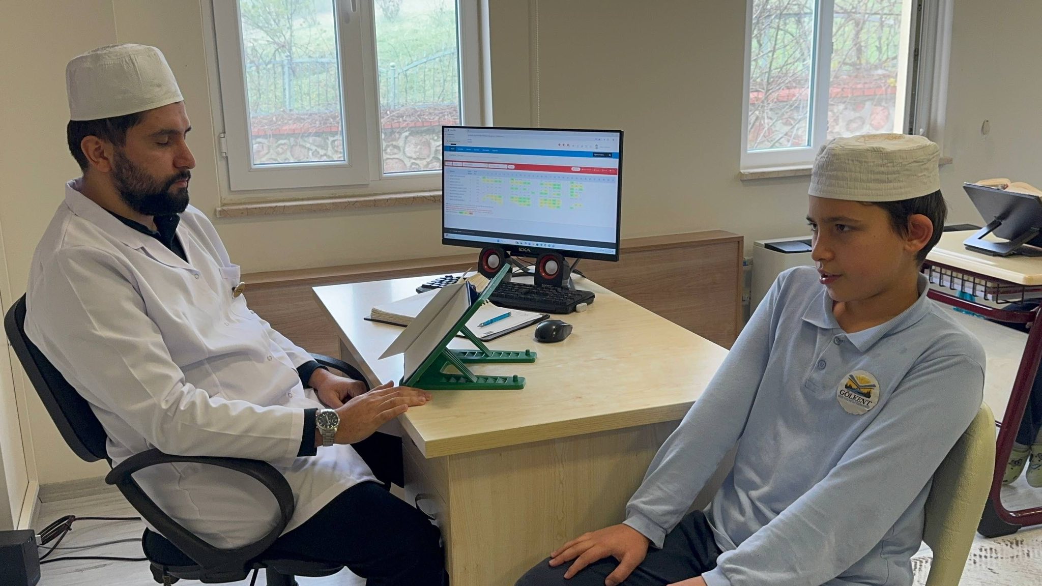 77. Haf�z�m�z �mer Faruk TA�AR