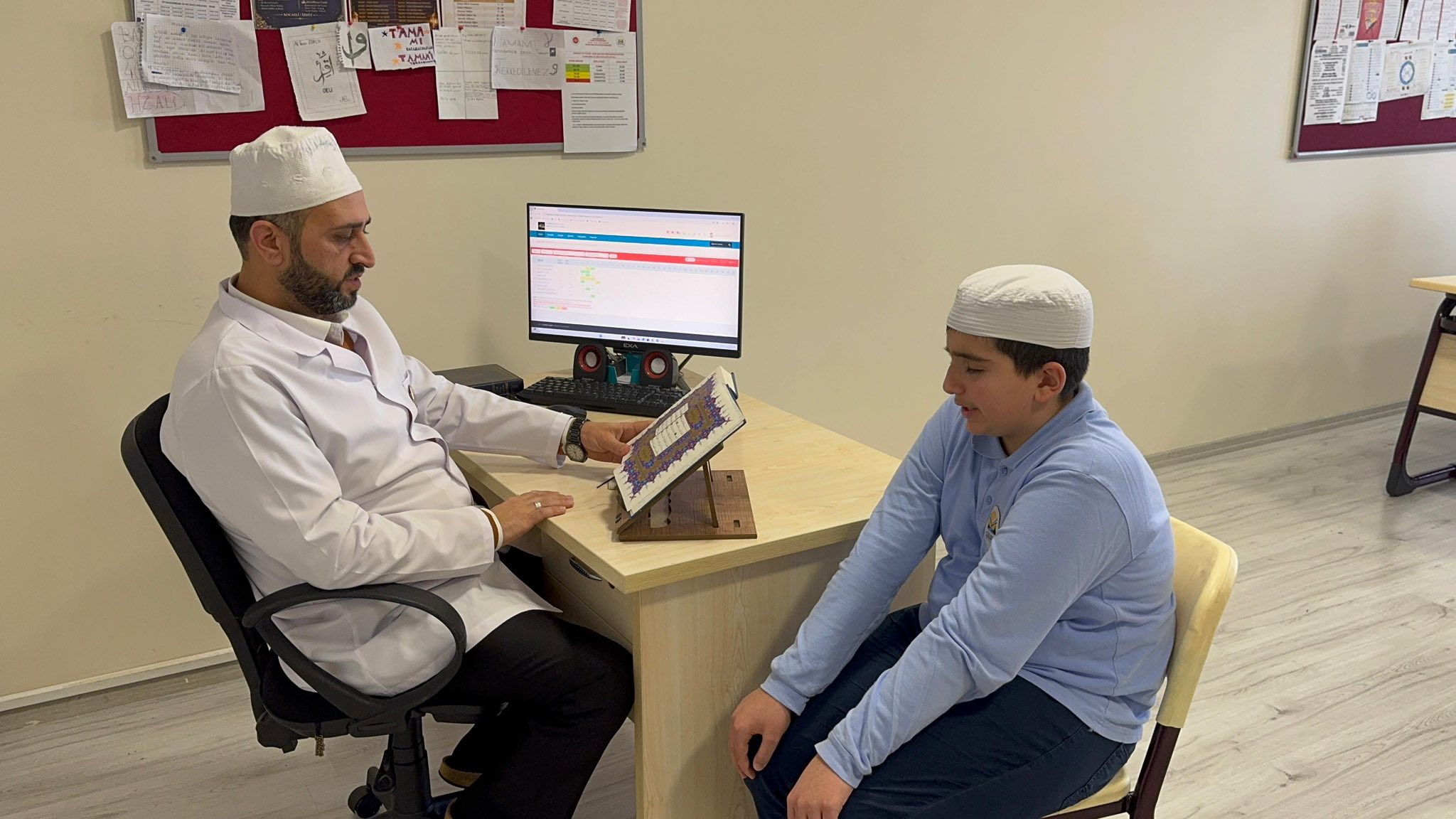 92. Haf�z�m�z Huzeyfe KAHRAMAN