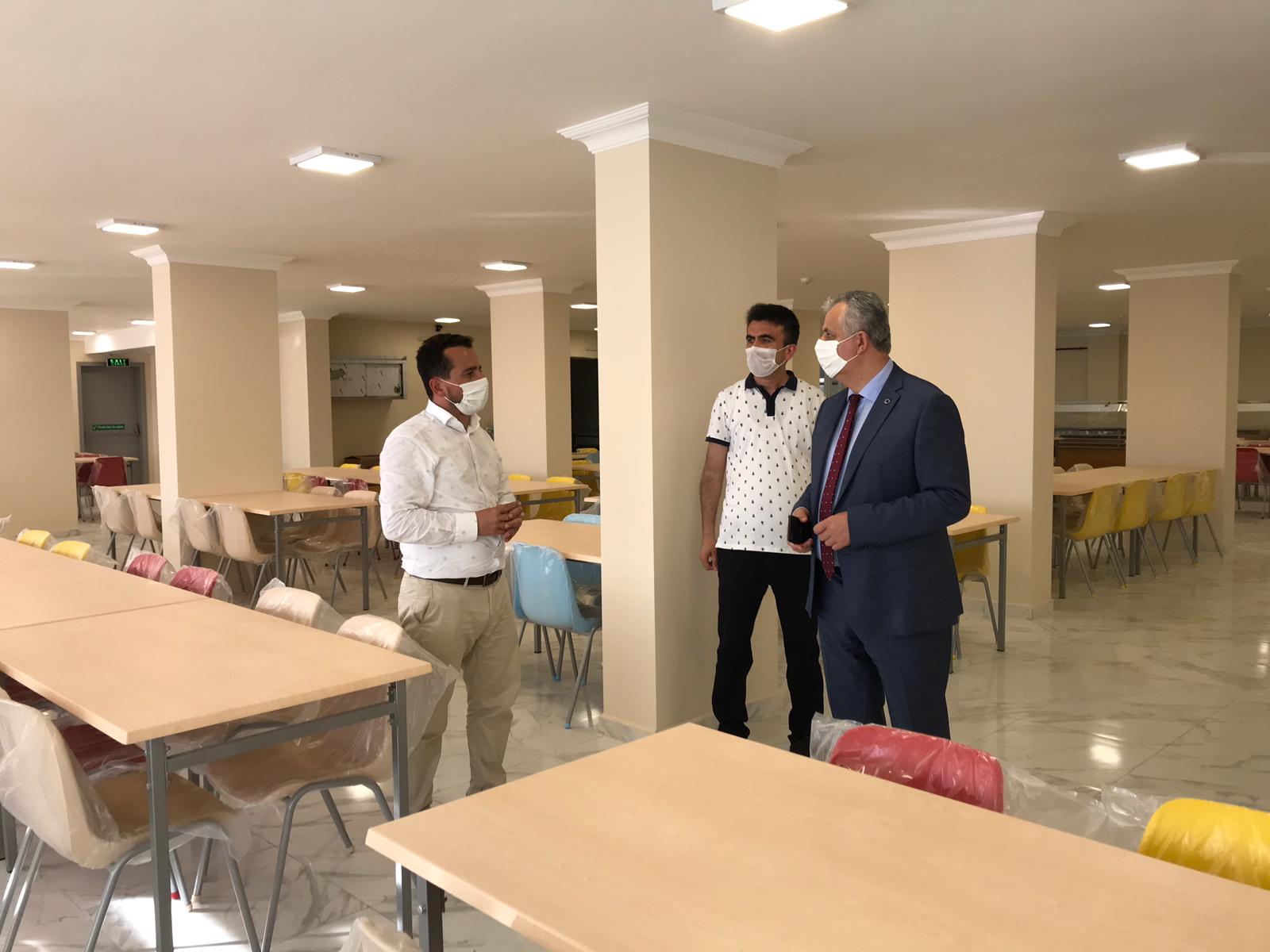 �zmit Kaymakam�m�z Sn.�evket C�NB�R bey Kursumuzu ziyarete geldi.